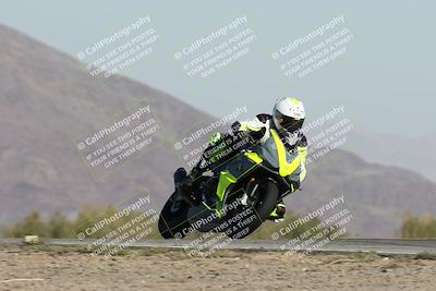 media/Dec-01-2025-Moto Forza (Mon) [[2daa91e15f]]/2-Intermediate Group/Session 2 Turn 9 Entry/